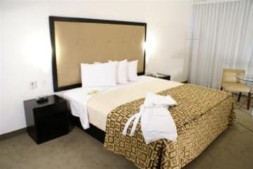Ramada Costa Del Sol Lima Airport Hotell Exteriör bild